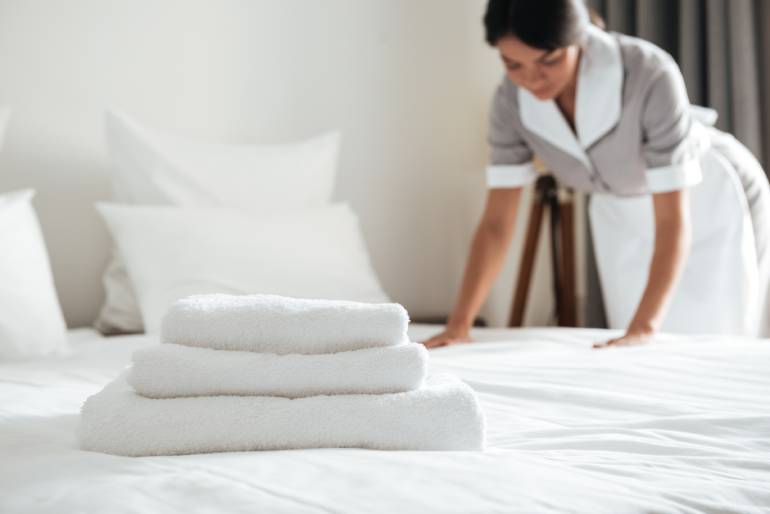 Cleanliness Standards That Guests Can See (and Smell)